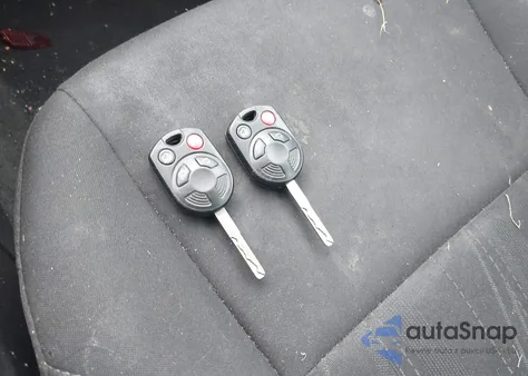 2016 Ford Focus Se z USA, uszkodzony, nr VIN 1FADP3F21GL393819